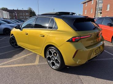 SPOTICAR Vauxhall Astra 1.2 Turbo Ultimate Auto Euro 6 (s/s) 5dr Used Car - Saloon Petrol Yellow - Romford - 1200621642_5