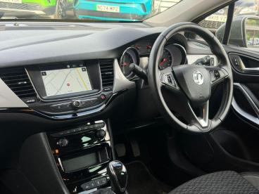 SPOTICAR Vauxhall Astra 1.2 Turbo Sri Vx Line Nav Euro 6 (s/s) 5dr Used Car - Saloon Petrol Grey - Billinghay - 1200624894_3