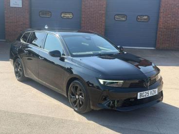 SPOTICAR Vauxhall Astra 1.2 Turbo Gs Sports Tourer Auto Euro 6 (s/s) 5dr Used Car - Estate Petrol Black - Billinghay - 1200628126_1