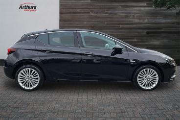 SPOTICAR Vauxhall Astra 1.6i Turbo Gpf Elite Nav Euro 6 (s/s) 5dr Used Car - Saloon Petrol Black - Newtown - 1200633292_2