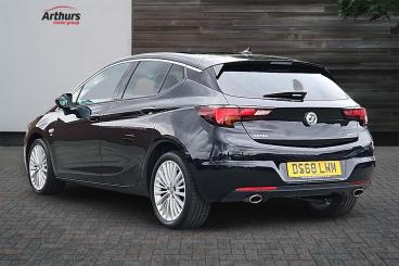SPOTICAR Vauxhall Astra 1.6i Turbo Gpf Elite Nav Euro 6 (s/s) 5dr Used Car - Saloon Petrol Black - Newtown - 1200633292_5