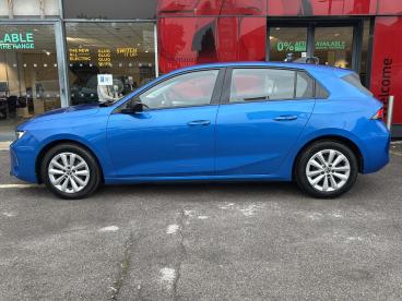 SPOTICAR Vauxhall Astra 1.2 Turbo Design Euro 6 (s/s) 5dr Used Car - Saloon Petrol Blue - Slough - 1200643263_4
