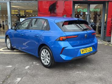 SPOTICAR Vauxhall Astra 1.2 Turbo Design Euro 6 (s/s) 5dr Used Car - Saloon Petrol Blue - Slough - 1200643263_5