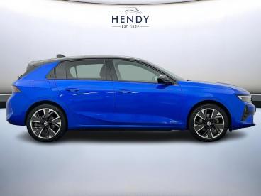 SPOTICAR Vauxhall Astra Astra-e 54kwh Ultimate Auto 5dr Used Car - Saloon Electric Blue - Salisbury - 1200548626_2