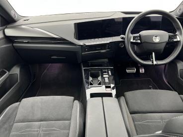 SPOTICAR Vauxhall Astra Astra-e 54kwh Ultimate Auto 5dr Used Car - Saloon Electric Blue - Salisbury - 1200548626_5