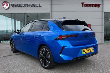 SPOTICAR Vauxhall Astra Astra-e 54kwh Ultimate Auto 5dr Used Car - Saloon Electric Blue - Basildon - 1200554891_3