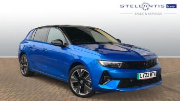 SPOTICAR Vauxhall Astra Astra-e 54kwh Ultimate Auto 5dr Used Car - Saloon Electric Blue - London - 1200566106_1