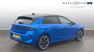SPOTICAR Vauxhall Astra Astra-e 54kwh Ultimate Auto 5dr Used Car - Saloon Electric Blue - Croydon - 1200573101_3