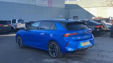 SPOTICAR Vauxhall Astra Astra-e 54kwh Ultimate Auto 5dr Used Car - Saloon Electric Blue - Croydon - 1200573101_5