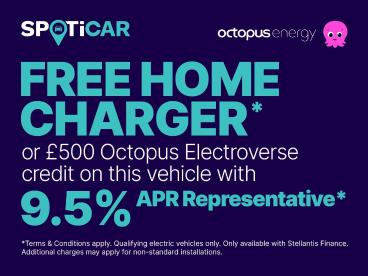 SPOTICAR Vauxhall Astra Astra-e 54kwh Ultimate Auto 5dr Used Car - Saloon Electric Blue - Tiptree - 1200585200_2