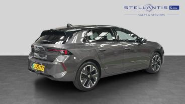 SPOTICAR Vauxhall Astra Astra-e 54kwh Ultimate Auto 5dr Used Car - Saloon Electric Grey - London - 1200623003_3