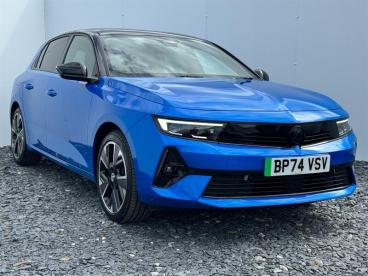 SPOTICAR Vauxhall Astra Astra-e 54kwh Ultimate Auto 5dr Used Car - Saloon Electric Blue - Kingswinford - 1200630811_1