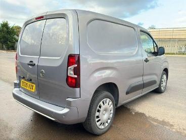 SPOTICAR Vauxhall Combo 1.6 Turbo D 2300 Sportive L1 H1 Euro 6 (s/s) 4dr Used Car - Commercial Vehicle Diesel Grey - Tiverton - 1200553282_3
