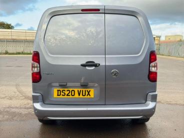 SPOTICAR Vauxhall Combo 1.6 Turbo D 2300 Sportive L1 H1 Euro 6 (s/s) 4dr Used Car - Commercial Vehicle Diesel Grey - Tiverton - 1200553282_4