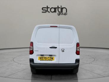 SPOTICAR Vauxhall Combo 1.5 Turbo D 2300 Prime-plus Panel Van Auto Swb Eur Used Car - Commercial Vehicle Diesel White - Redditch - 1200557252_5