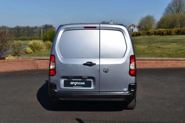 SPOTICAR Vauxhall Combo 1.5 Turbo D 2000 Dynamic L1 H1 Euro 6 5dr Used Car - Commercial Vehicle Diesel Grey - Ballymena County Antrim - 1200559794_5