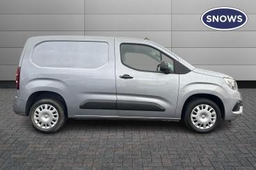 SPOTICAR Vauxhall Combo 1.6 Turbo D 2300 Sportive L1 H1 Euro 6 (s/s) 4dr Used Car - Commercial Vehicle Diesel Grey - Eastleigh - 1200560448_5