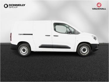 SPOTICAR Vauxhall Combo 1.5 Turbo D 2300 Dynamic L2 H1 Euro 6 4dr Used Car - Commercial Vehicle Diesel White - Dungannon - 1200562720_3