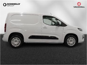 SPOTICAR Vauxhall Combo 1.5 Turbo D 130ps Pro H1 Van Auto Used Car - Commercial Vehicle Diesel White - Dungannon - 1200569831_3
