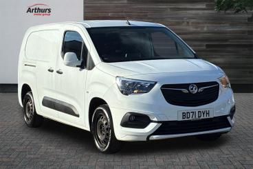 SPOTICAR Vauxhall Combo 1.5 Turbo D 2300 Sportive L2 H1 Euro 6 4dr Used Car - Commercial Vehicle Diesel White - Oswestry - 1200580248_1