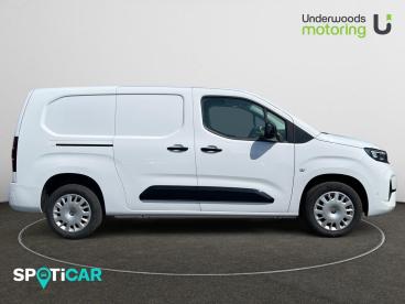 SPOTICAR Vauxhall Combo 1.5 Turbo D 2300 Pro Xl Panel Van Lwb Euro 6 (s/s) Used Car - Commercial Vehicle Diesel White - Clacton-on-sea - 1200592661_5