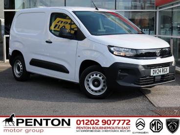 SPOTICAR Vauxhall Combo 1.5 Turbo D 2300 Prime Panel Van Swb Euro 6 (s/s) Used Car - Commercial Vehicle Diesel White - Christchurch - 1200599458_1