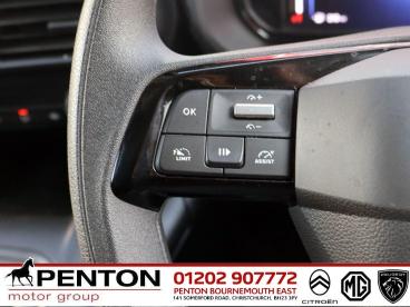 SPOTICAR Vauxhall Combo 1.5 Turbo D 2300 Prime Panel Van Swb Euro 6 (s/s) Used Car - Commercial Vehicle Diesel White - Christchurch - 1200599458_5