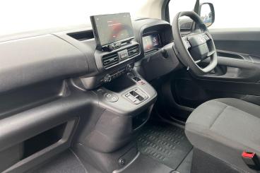 SPOTICAR Vauxhall Combo 1.5 Turbo D 2300 Prime Auto L2 H1 Euro 6 (s/s) 6dr Used Car - Commercial Vehicle Diesel Blue - Basildon - 1200612084_2