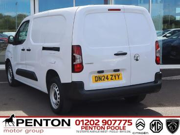 SPOTICAR Vauxhall Combo 1.5 Turbo D 2300 Prime Xl Crew Van Lwb Euro 6 (s/s Used Car - Commercial Vehicle Diesel White - Poole - 1200612246_4