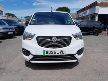 SPOTICAR Vauxhall Combo 100kw Pro 52kwh H1 Van Auto Used Car - Commercial Vehicle Electric White - Colchester - 1200614940_2