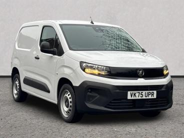 SPOTICAR Vauxhall Combo 1.5 Turbo D 2300 Prime Panel Van Swb Euro 6 (s/s) Used Car - Commercial Vehicle Diesel White - Gloucester - 1200615569_1