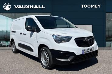 SPOTICAR Vauxhall Combo 1.5 Turbo D 2300 Prime Crew Van L2 Euro 6 (s/s) 6d Used Car - Commercial Vehicle Diesel White - Basildon - 1200617061_1