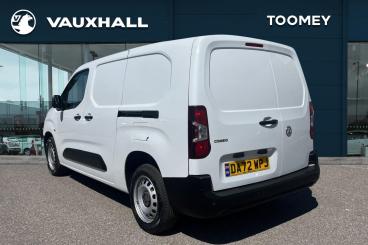 SPOTICAR Vauxhall Combo 1.5 Turbo D 2300 Prime Crew Van L2 Euro 6 (s/s) 6d Used Car - Commercial Vehicle Diesel White - Basildon - 1200617061_3