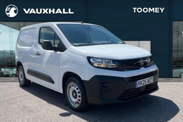 SPOTICAR Vauxhall Combo 1.5 Turbo D 2300 Prime Panel Van Swb Euro 6 (s/s) Used Car - Commercial Vehicle Diesel White - Basildon - 1200617063_1