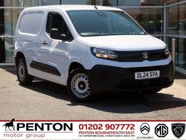 SPOTICAR Vauxhall Combo 1.5 Turbo D 2300 Prime Panel Van Swb Euro 6 (s/s) Used Car - Commercial Vehicle Diesel White - Christchurch - 1200618119_1