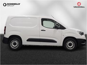 SPOTICAR Vauxhall Combo 1.5 Turbo D 2300 Dynamic L1 H1 Euro 6 4dr Used Car - Commercial Vehicle Diesel White - Dungannon - 1200633141_3