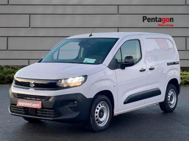 SPOTICAR Vauxhall Combo 1.5 Prime-plus M Euro 6 (s/s) 5dr Used Car - Commercial Vehicle Diesel White - Sheffield - 1200637081_4