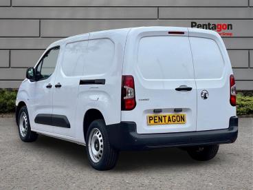 SPOTICAR Vauxhall Combo 1.5 Turbo D 2300 Prime Xl Panel Van Lwb Euro 6 (s/ Used Car - Commercial Vehicle Diesel White - Nottingham - 1200641387_2