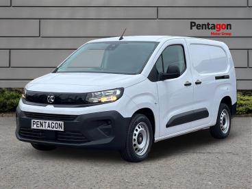 SPOTICAR Vauxhall Combo 1.5 Turbo D 2300 Prime Xl Panel Van Lwb Euro 6 (s/ Used Car - Commercial Vehicle Diesel White - Nottingham - 1200641387_4