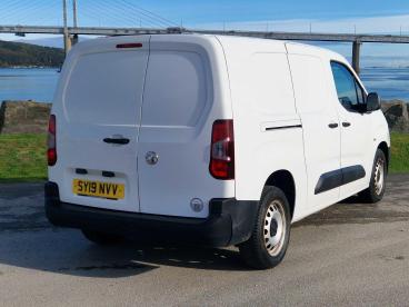 SPOTICAR Vauxhall Combo 1.6 Turbo D 2300 Edition L2 H1 Euro 6 (s/s) 6dr Used Car - Commercial Vehicle Diesel White - Inverness - 1200641942_3