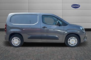 SPOTICAR Vauxhall Combo Combo-e 2300 50kwh Sportive Auto L1 H1 5dr (7.4kw Charger) Used Car - Commercial Vehicle Electric Grey - Basingstoke - 1200551210_3