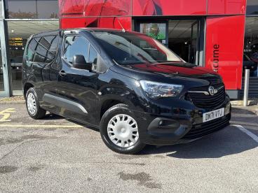 SPOTICAR Vauxhall Combo Combo-e 2300 50kwh Sportive Auto L1 H1 5dr (7.4kw Charger) Used Car - Commercial Vehicle Electric Black - Romford - 1200564030_1