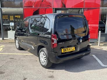 SPOTICAR Vauxhall Combo Combo-e 2300 50kwh Sportive Auto L1 H1 5dr (7.4kw Charger) Used Car - Commercial Vehicle Electric Black - Romford - 1200564030_5