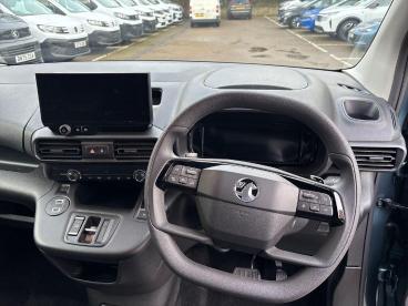 SPOTICAR Vauxhall Combo Combo-e 52kwh Pro Auto Swb 5dr (7.4kw Charger) Used Car - Commercial Vehicle Electric Blue - Tonbridge - 1200581607_3