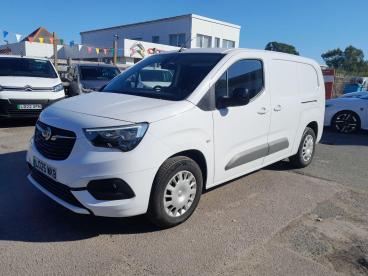 SPOTICAR Vauxhall Combo Combo-e 2300 50kwh Pro Auto L2 6dr (7.4kw Charger) Used Car - Commercial Vehicle Electric White - Colchester - 1200624880_2