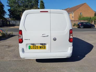 SPOTICAR Vauxhall Combo Combo-e 2300 50kwh Pro Auto L2 6dr (7.4kw Charger) Used Car - Commercial Vehicle Electric White - Colchester - 1200624880_5