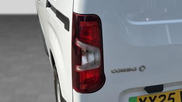 SPOTICAR Vauxhall Combo Combo-e 2300 50kwh Prime Auto L1 5dr (7.4kw Charger) Used Car - Commercial Vehicle Electric White - Leicester - 1200625633_5