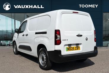 SPOTICAR Vauxhall Combo Combo-e 2300 50kwh Prime Auto L2 6dr (7.4kw Charger) Used Car - Commercial Vehicle Electric White - Basildon - 1200626125_3