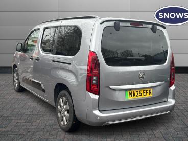 SPOTICAR Vauxhall Combo Life Combo-e Life 52kwh Ultimate Xl Mpv Auto 5dr (7.4kw Charger) Used Car - Mpv Electric Grey - Southampton - 1200563592_2