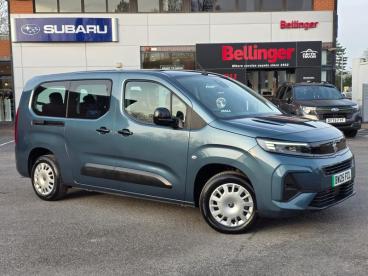SPOTICAR Vauxhall Combo Life Combo-e Life 52kwh Design Xl Mpv Auto 5dr (7.4kw Charger) Used Car - Mpv Electric Blue - Wantage - 1200587505_2